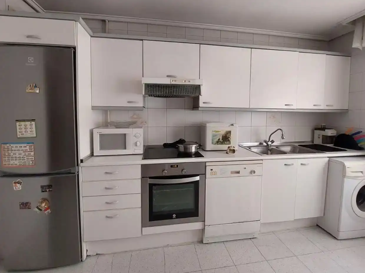 Cocina de Piso en venta en  Logroño con Balcón