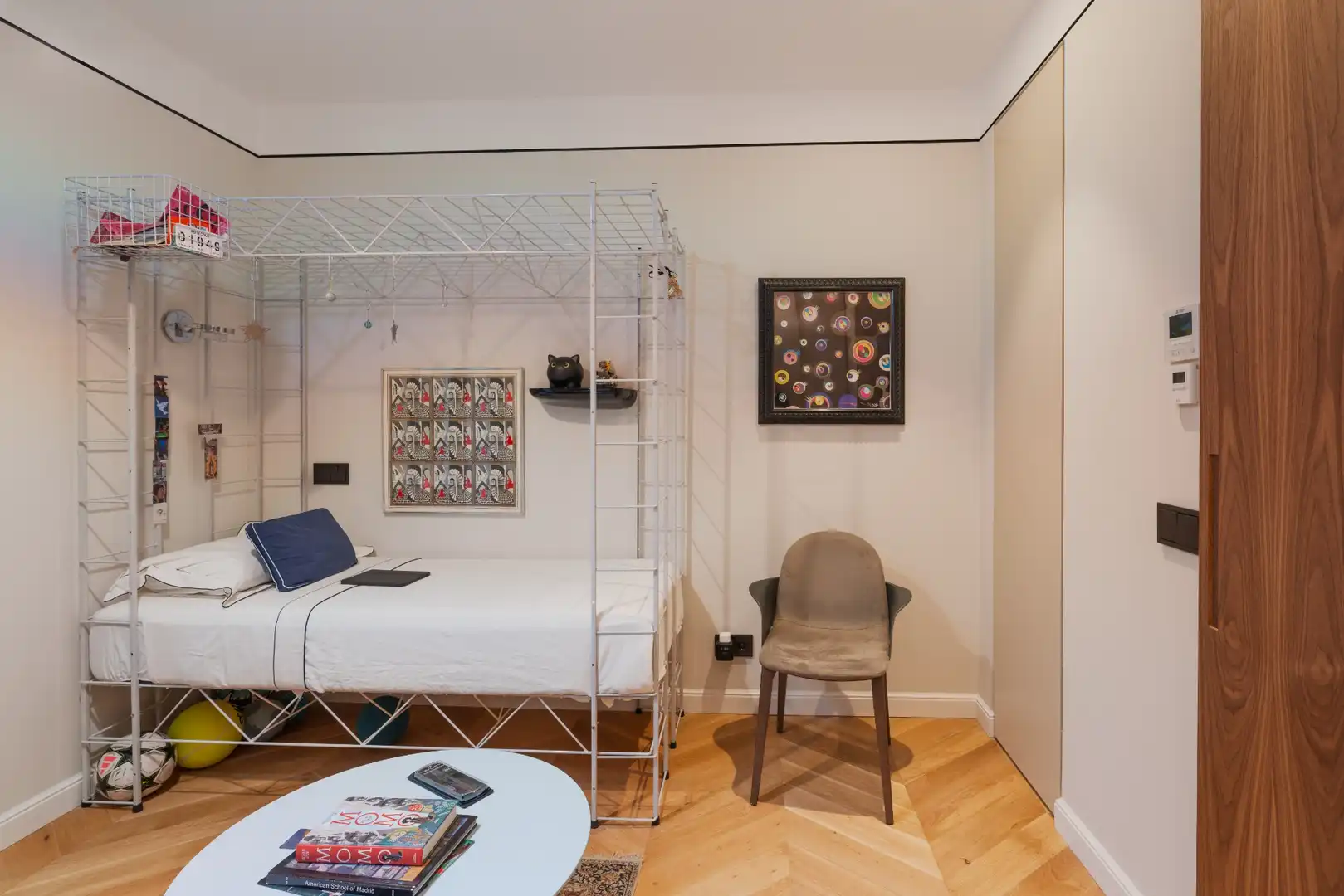 Bedroom of Flat for sale in Madrid  with Air Conditioner, Heating and Storage room
