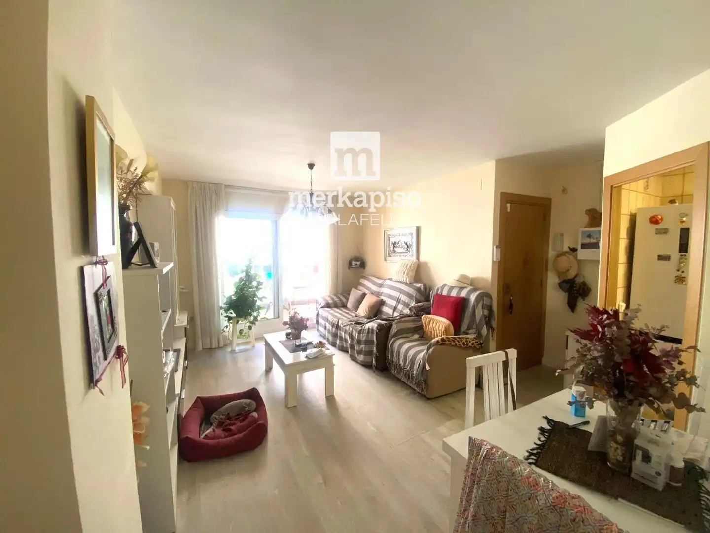 Vista exterior de Piso en venta en Cunit con Terraza, Amueblado y Alarma