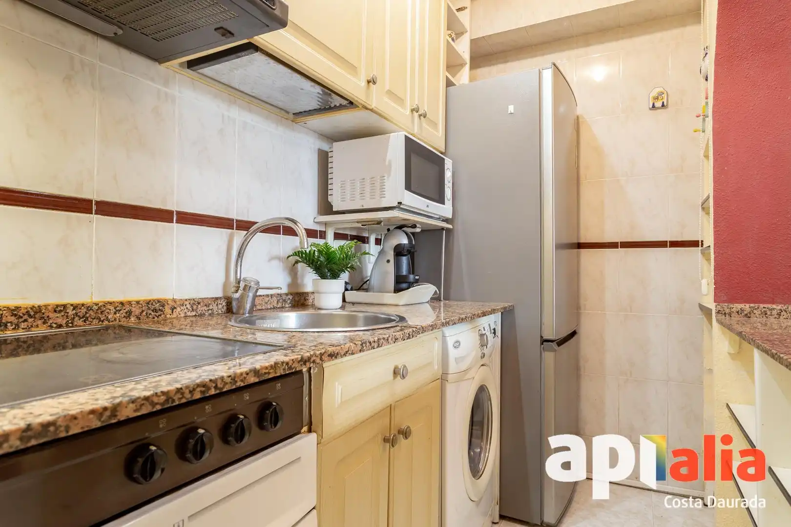 Cocina de Apartamento en venta en Salou con Aire acondicionado, Terraza y Amueblado