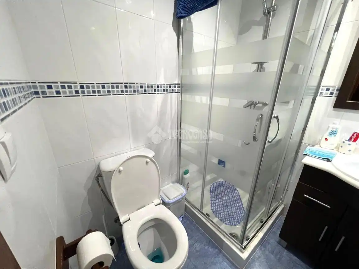 Bany de Pis en venda en Estepona