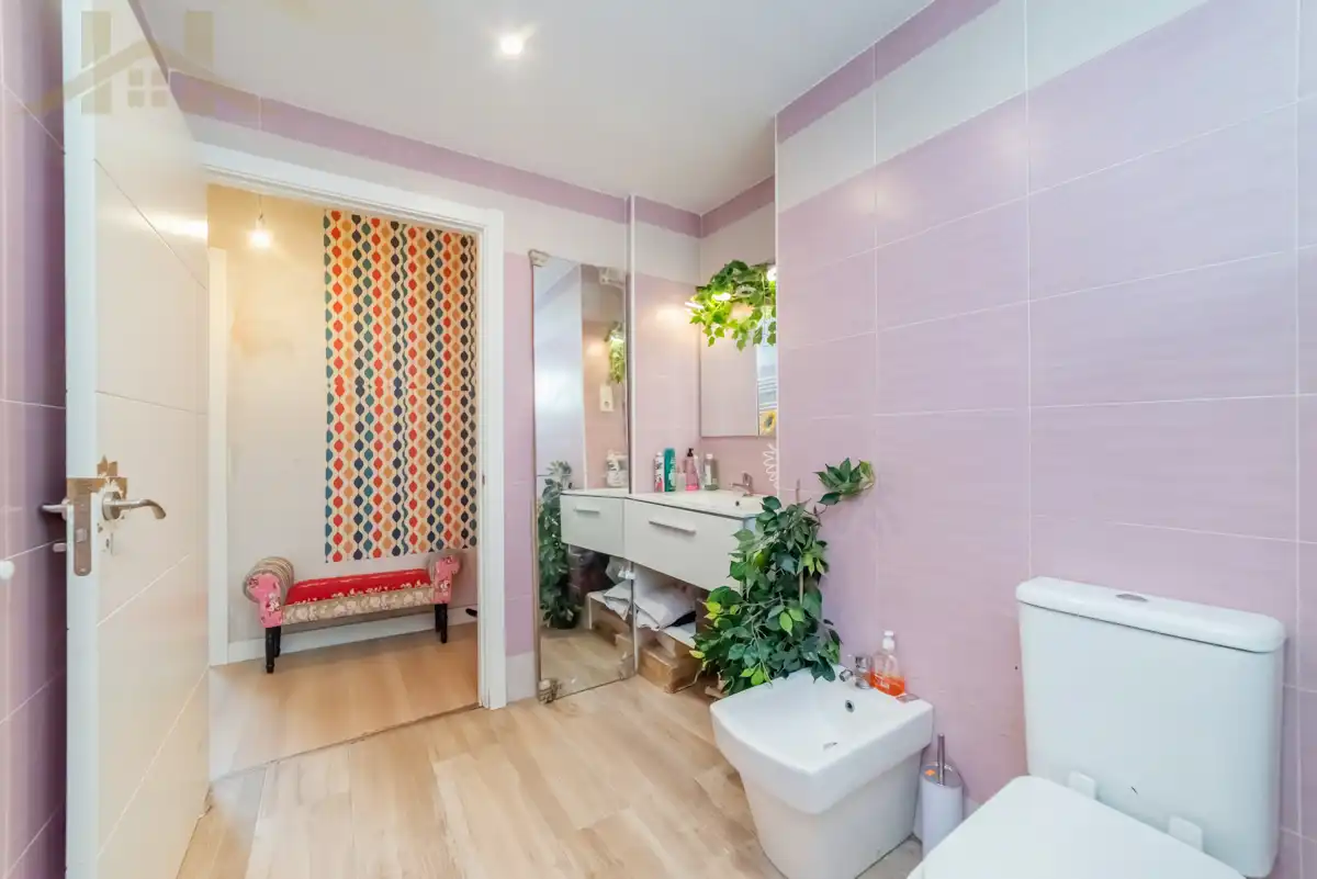 Baño de Piso en venta en Alcorcón con Aire acondicionado, Calefacción y Trastero
