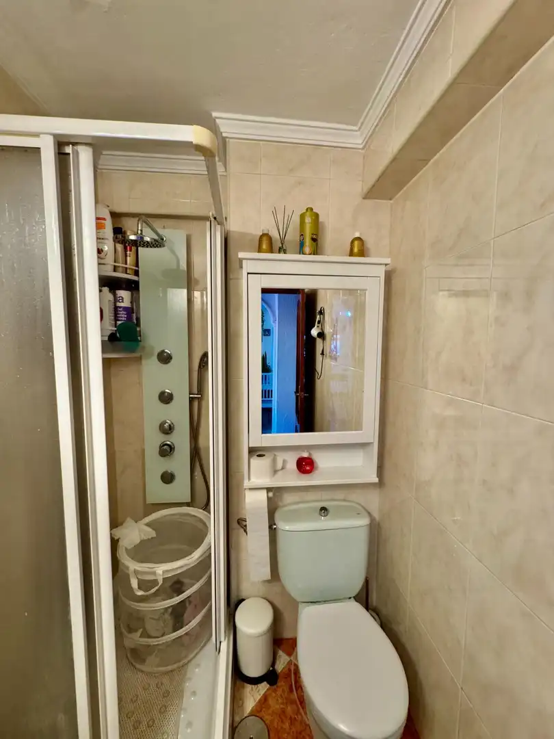 Bathroom of Flat for sale in Málaga  with Air Conditioner