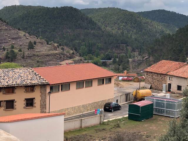 Casa-chalet en Venta en Cabra de Mora
