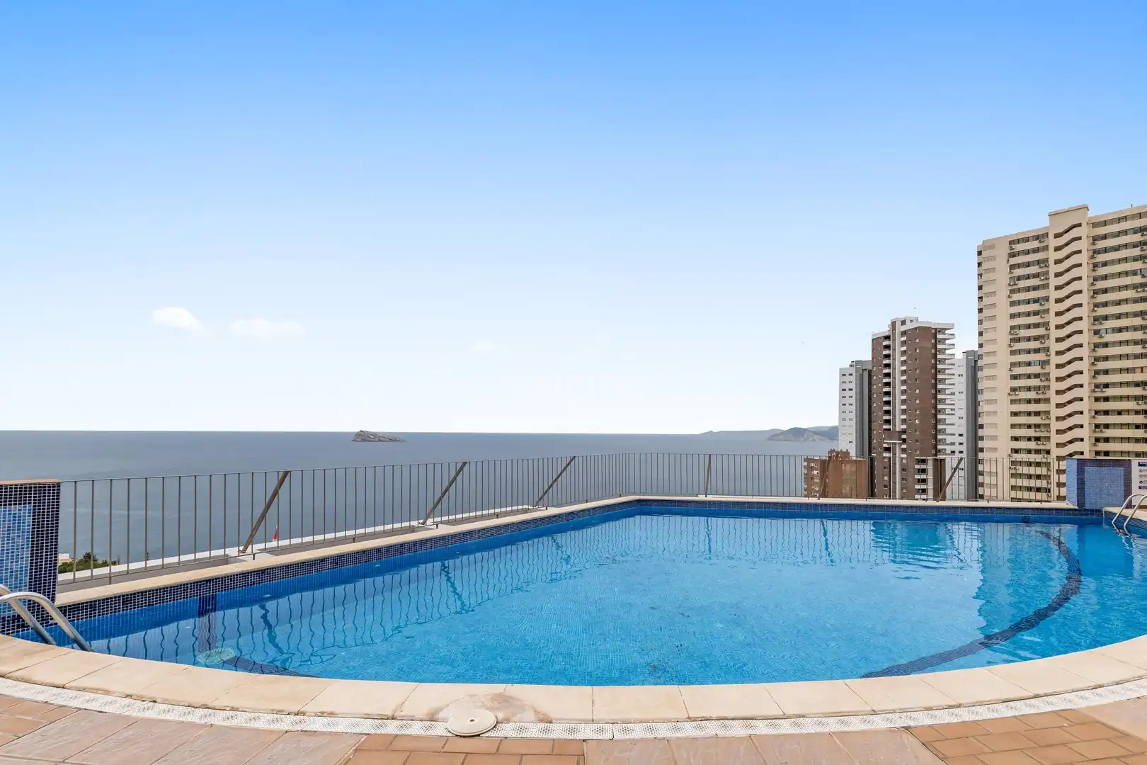 Schwimmbecken von Maisonette zum Verkauf in Benidorm mit Klimaanlage, Heizung und Terrasse