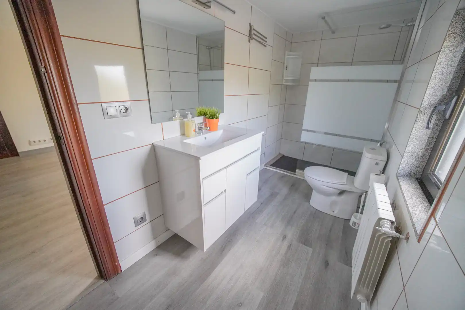 Bathroom of Houses for sale in Oviedo   with Heating, Private garden and Terrace