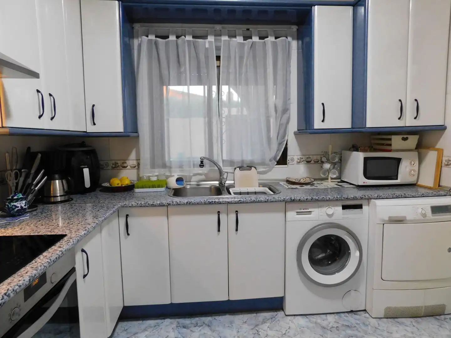 Cocina de Casa o chalet en venta en Palomeque con Aire acondicionado, Calefacción y Jardín privado