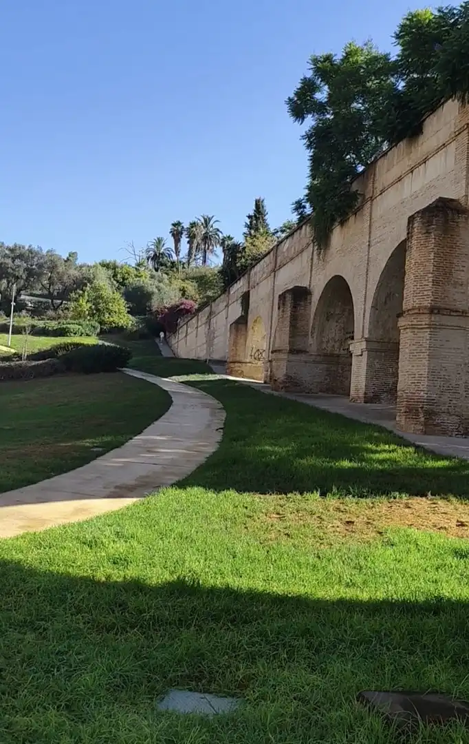 Vista exterior de Apartamento en venta en Ciudad Jardín