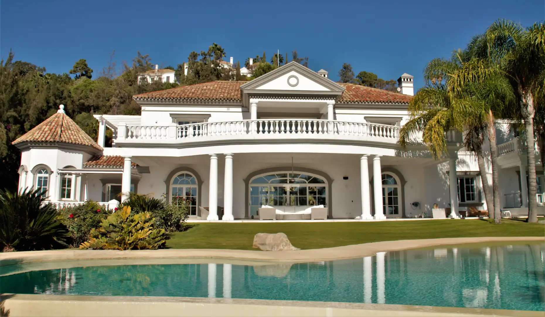 House with pool for sale in La Zagaleta