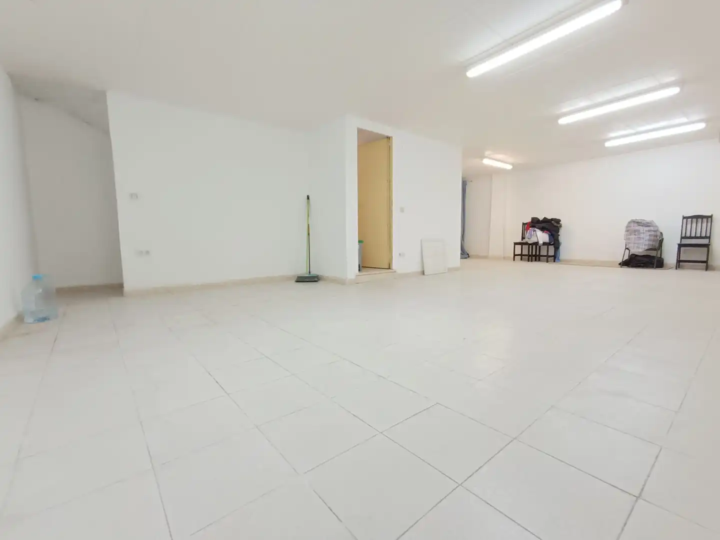 Geschaftsraum zum Verkauf in Badalona