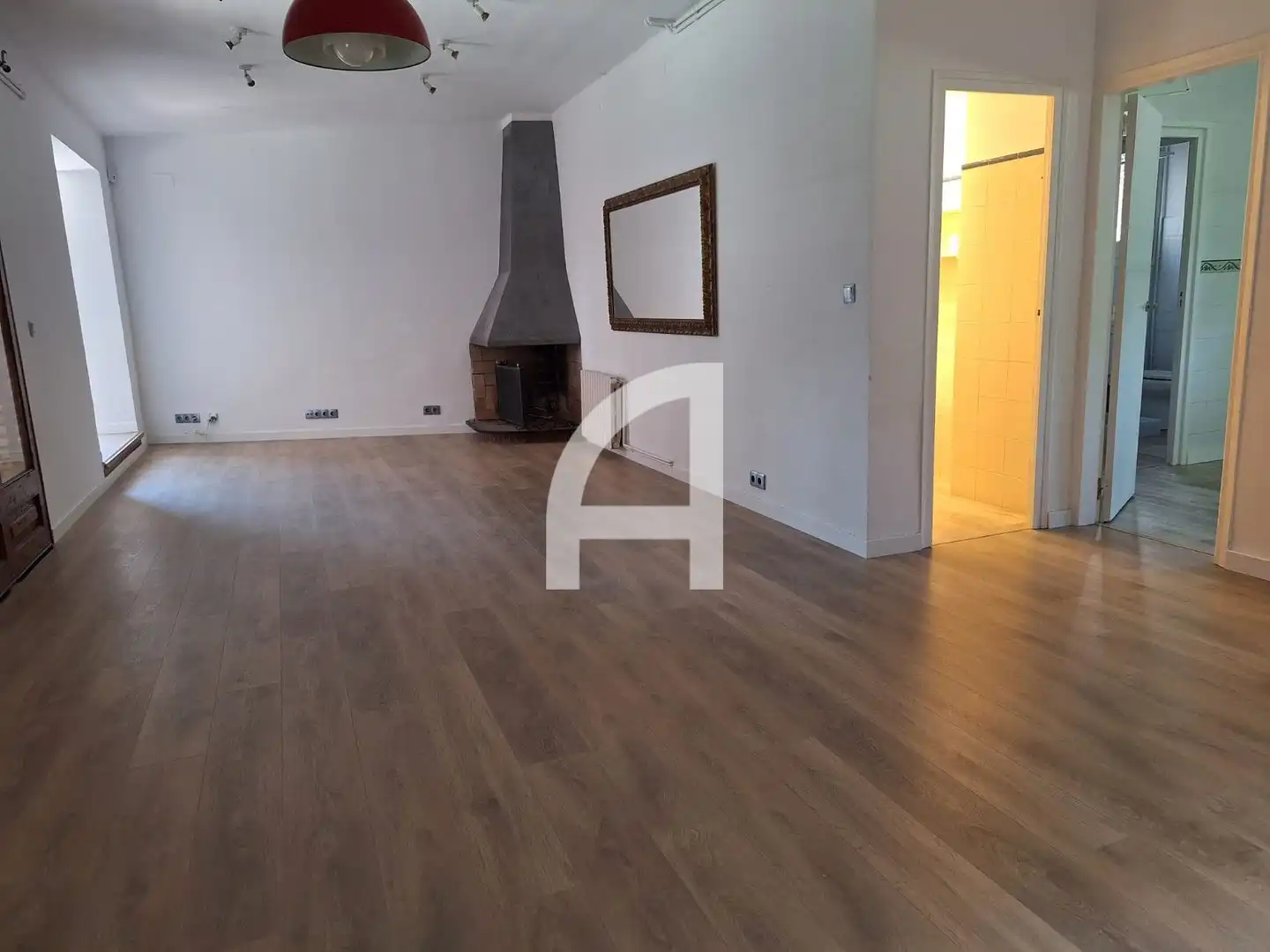 Sala de estar de Casa o chalet de alquiler en Sitges con Calefacción, Jardín privado y Parquet