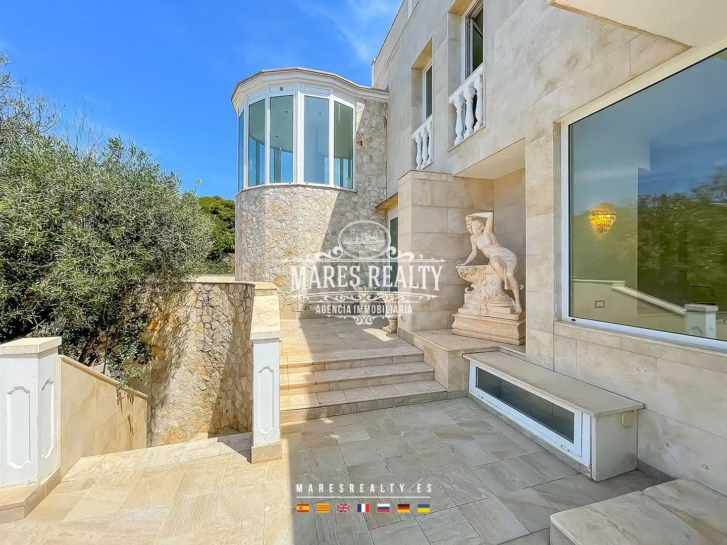 Vista exterior de Casa o xalet en venda en Lloret de Mar amb Aire condicionat, Calefacció i Jardí privat