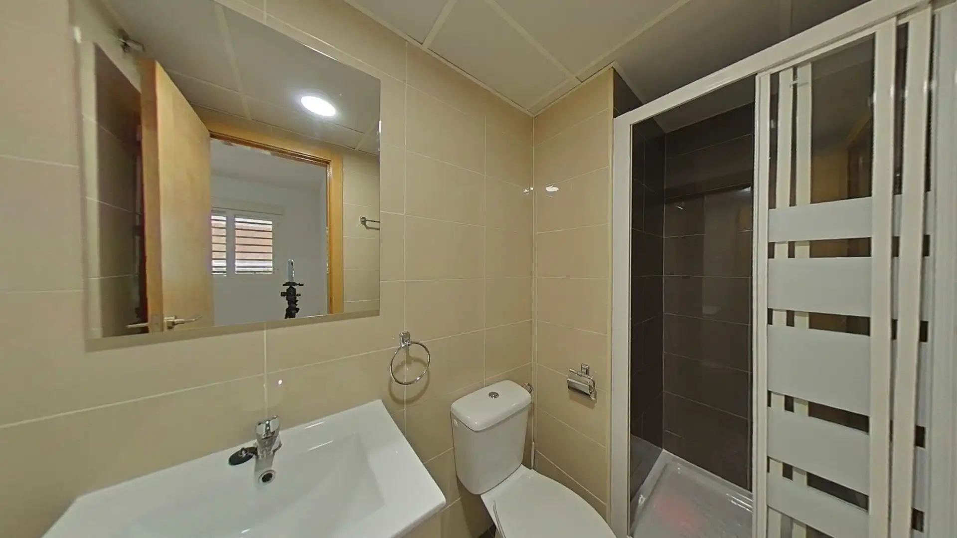 Badezimmer von Wohnung zum Verkauf in Aranjuez mit Abstellraum