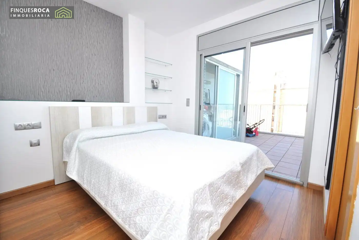 Penthouse mit Aufzug zum Verkauf in Avenida CONSTITUCIO DE LA, imagen 4