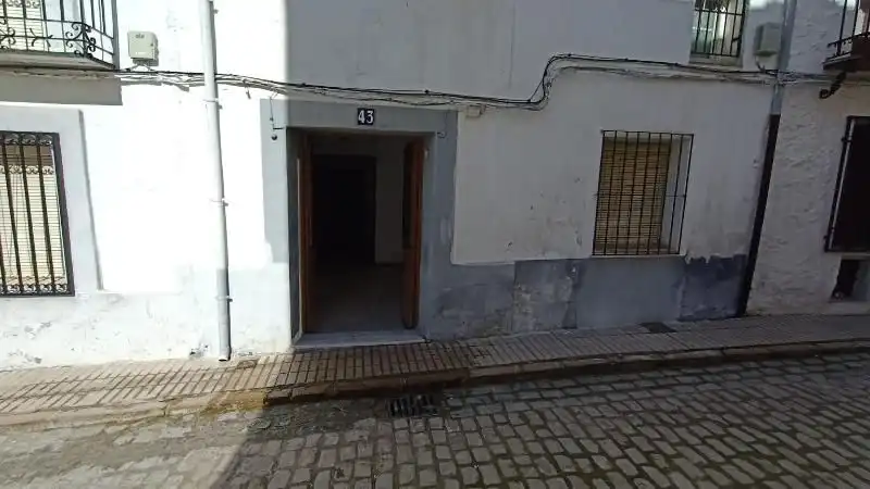 Vista exterior de Casa adosada en venda en Ibros amb Terrassa i Traster