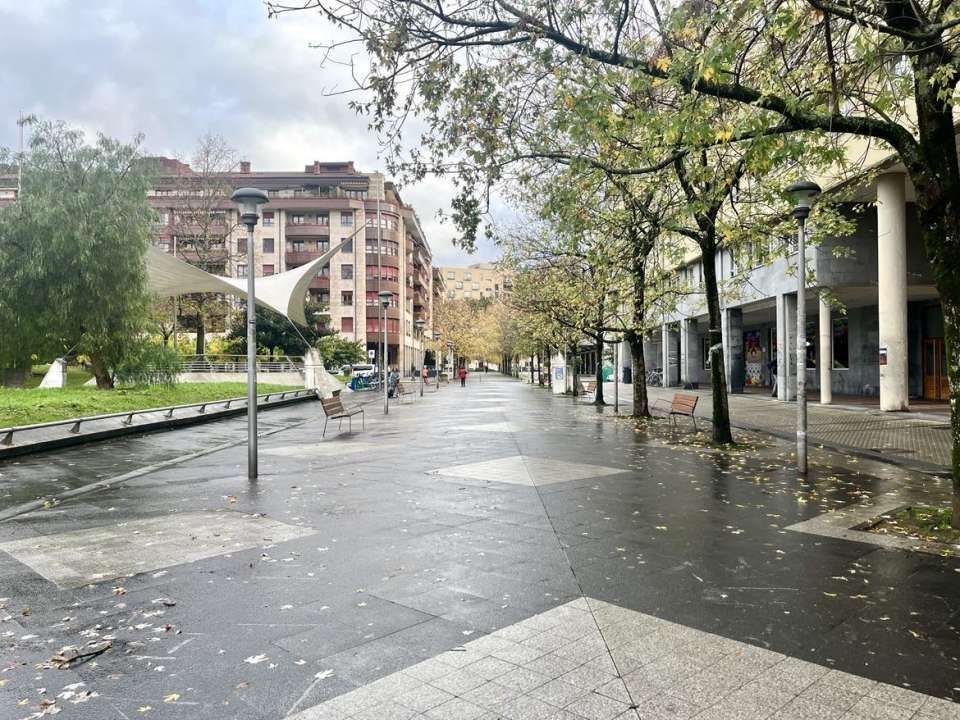 Außenansicht von Geschaftsraum miete in Donostia - San Sebastián  mit Klimaanlage