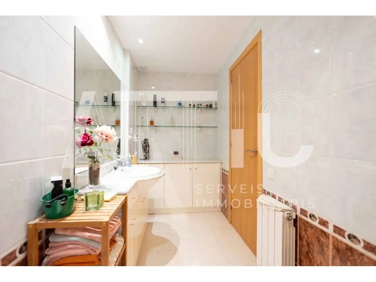 Baño de Piso en venta en Sabadell con Aire acondicionado, Calefacción y Parquet