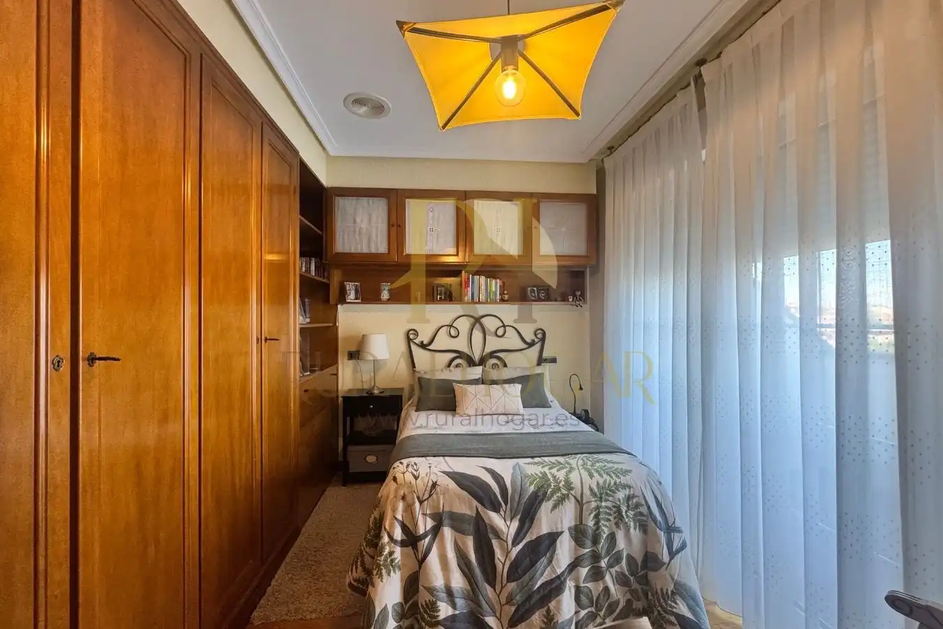 Habitación de Casa o chalet en venta en Santovenia de la Valdoncina con Calefacción, Jardín privado y Parquet