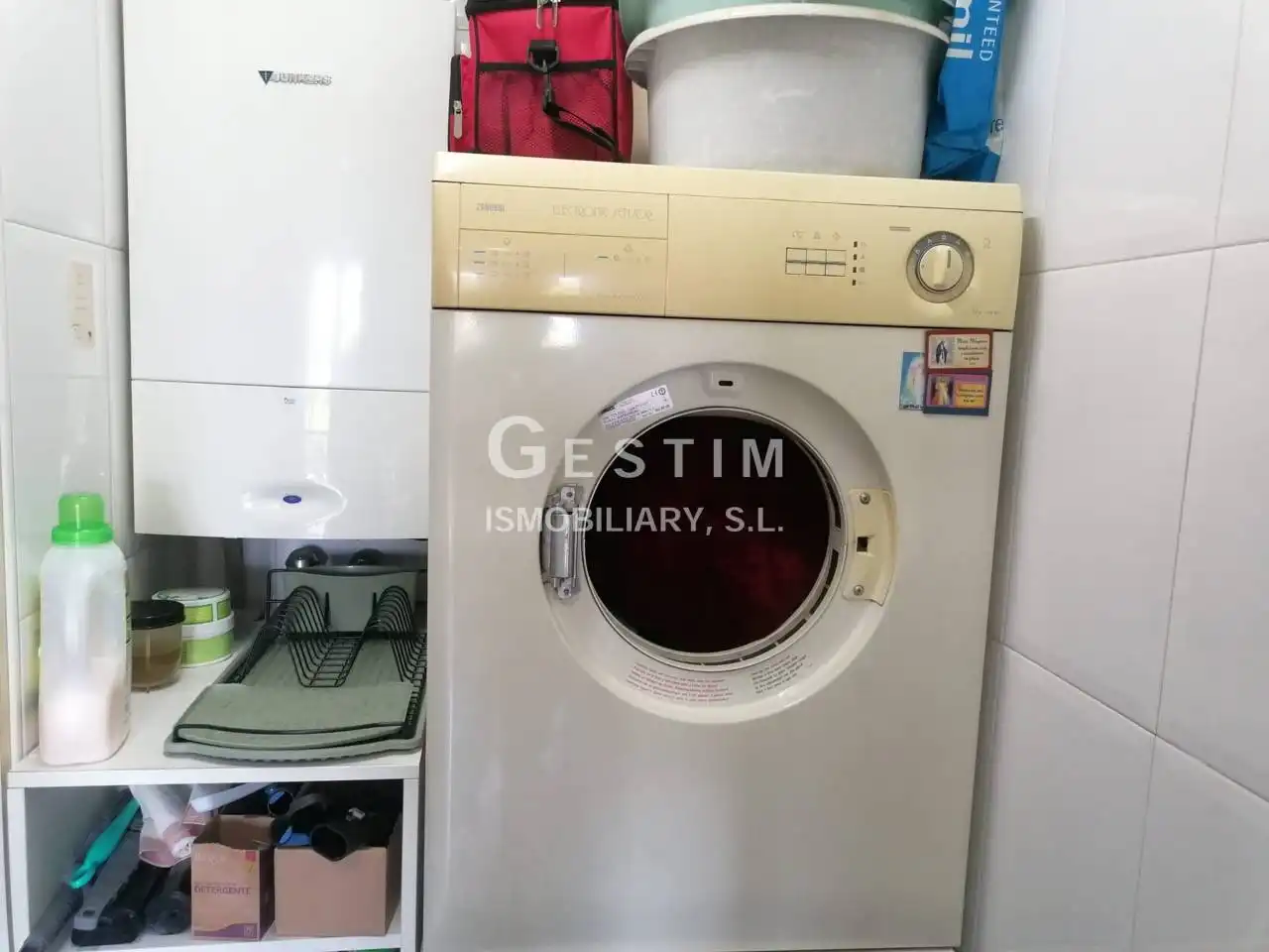 Habitación de Piso en venta en Manlleu con Calefacción, Terraza y Balcón