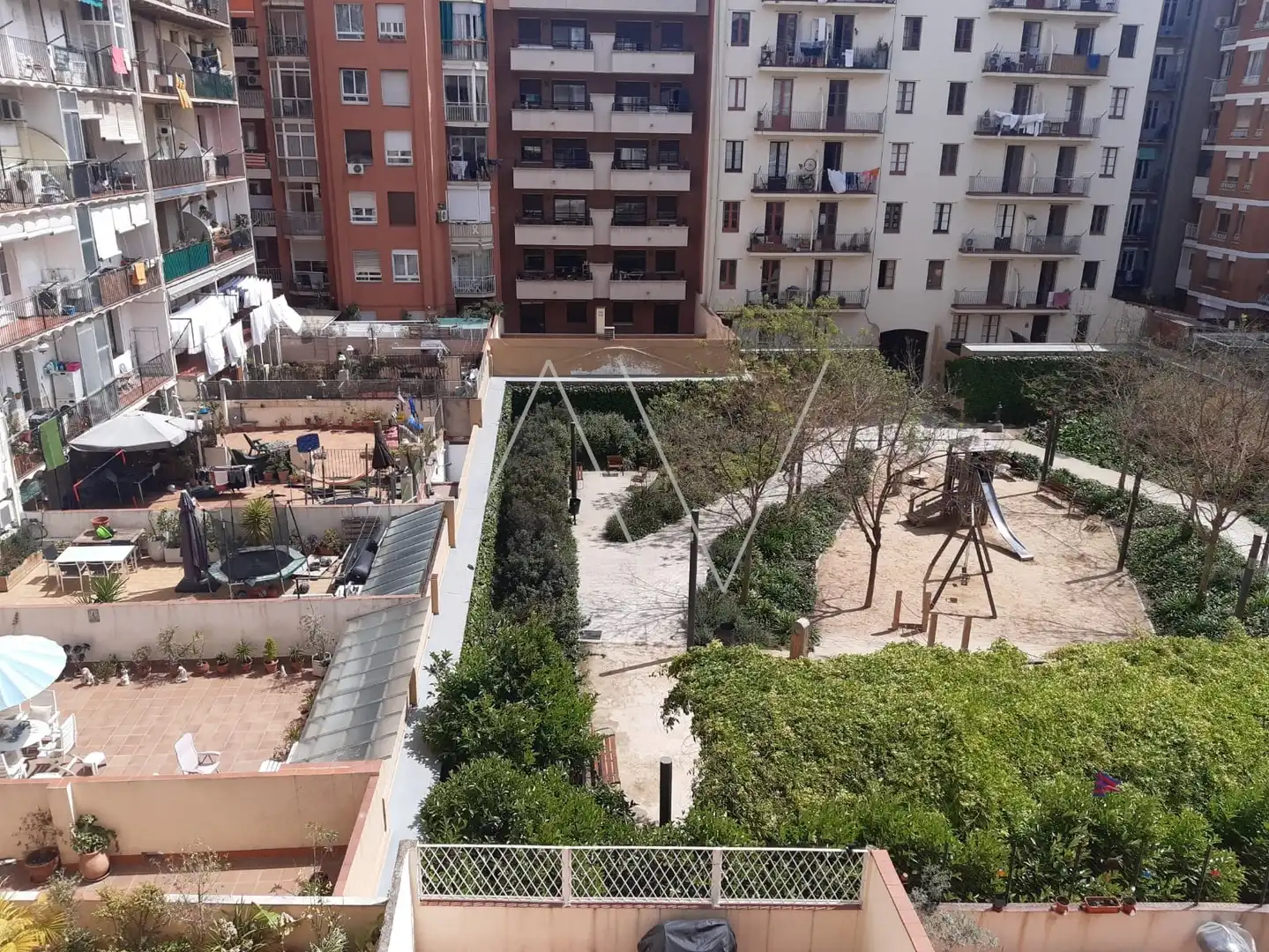 Jardín de Piso en venta en Barcelona con Aire acondicionado, Calefacción y Amueblado