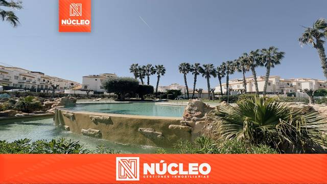 Casa adosada en Venta en Avinguda D'Escandinàvia, 23 en Gran Vista - Olivo de Oro