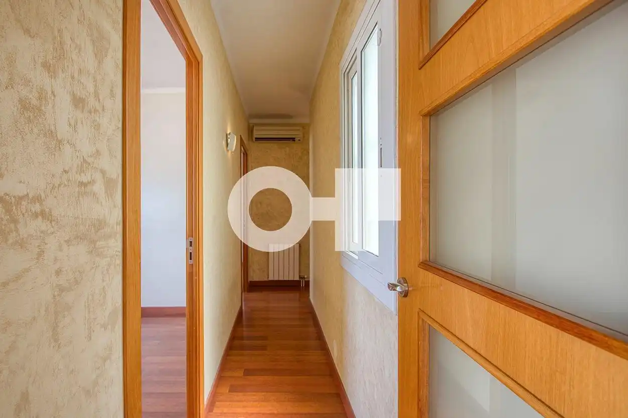 Ático en venta en Castelldefels con Calefacción, Parquet y Terraza