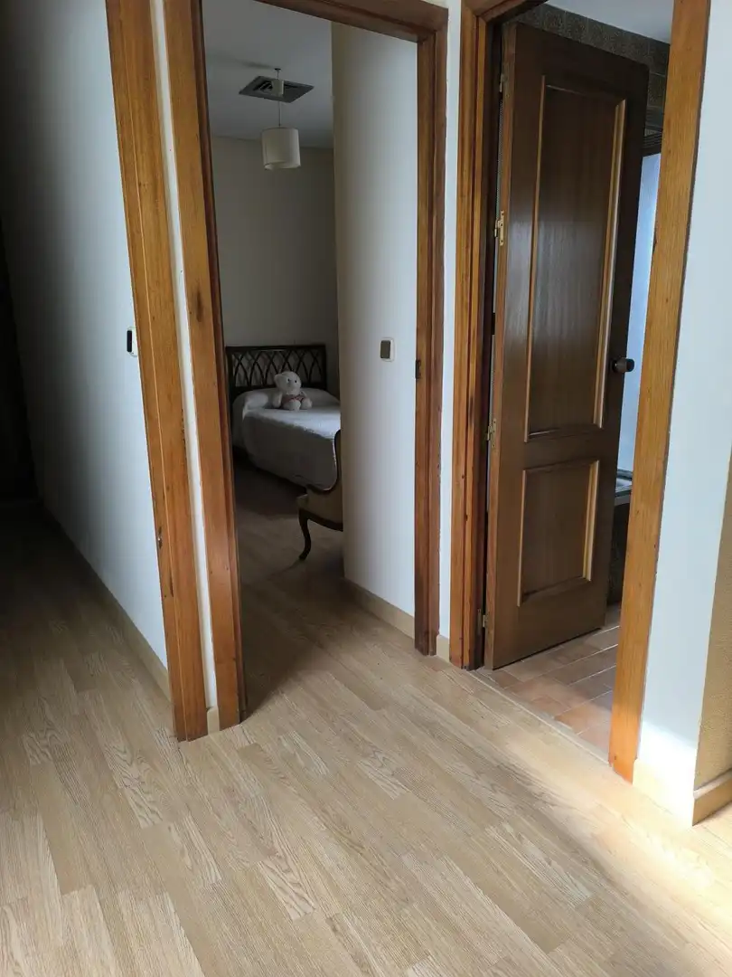 Schlafzimmer von Wohnung zum Verkauf in San Juan de Aznalfarache mit Klimaanlage, Parkett und Abstellraum