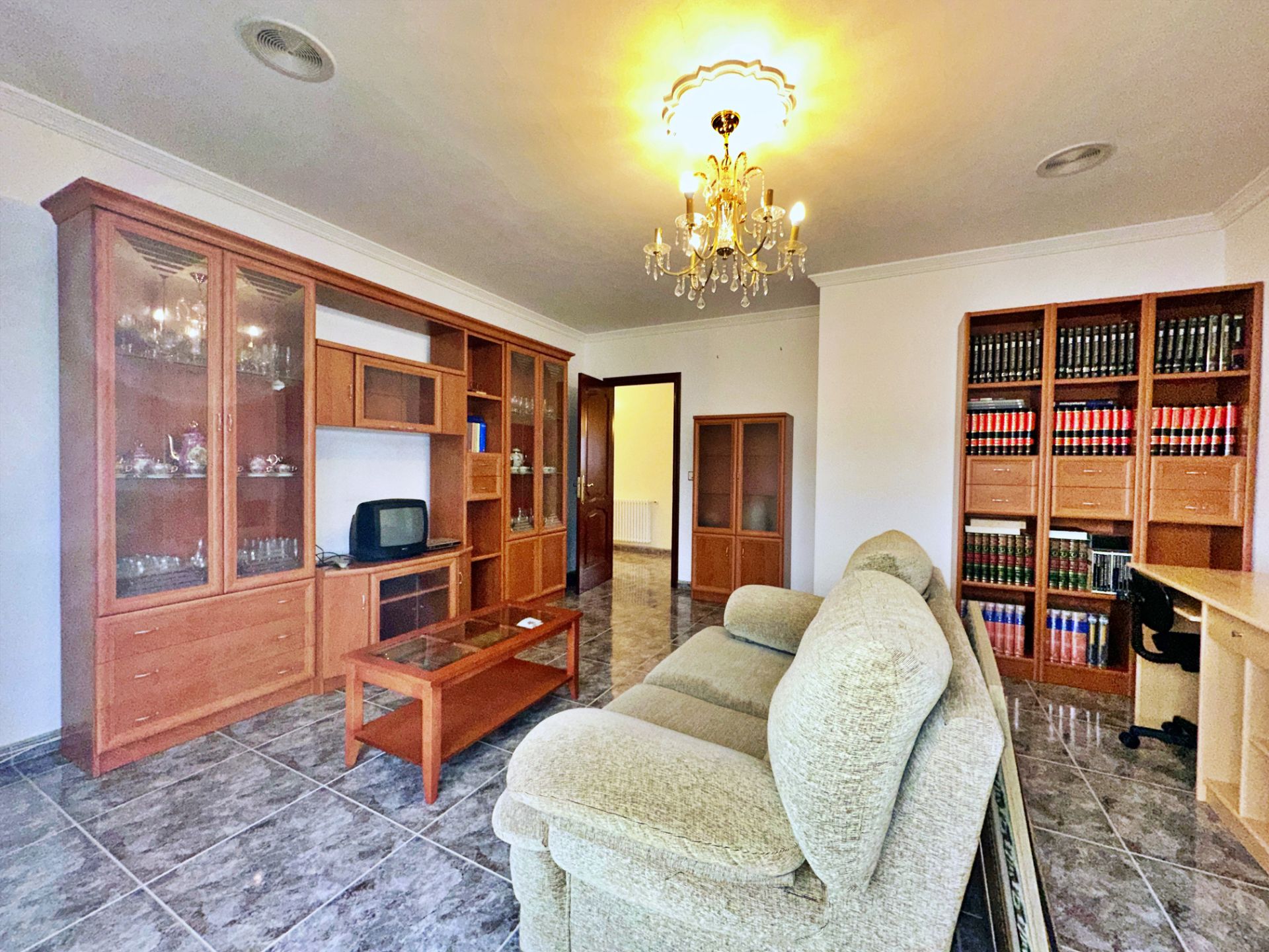 Sala de estar de Casa o chalet en venta en Valga con Calefacción, Jardín privado y Trastero