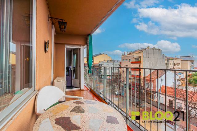 Piso en Venta en Avinguda de Barcelona en Plaça Catalunya - Escola Industrial