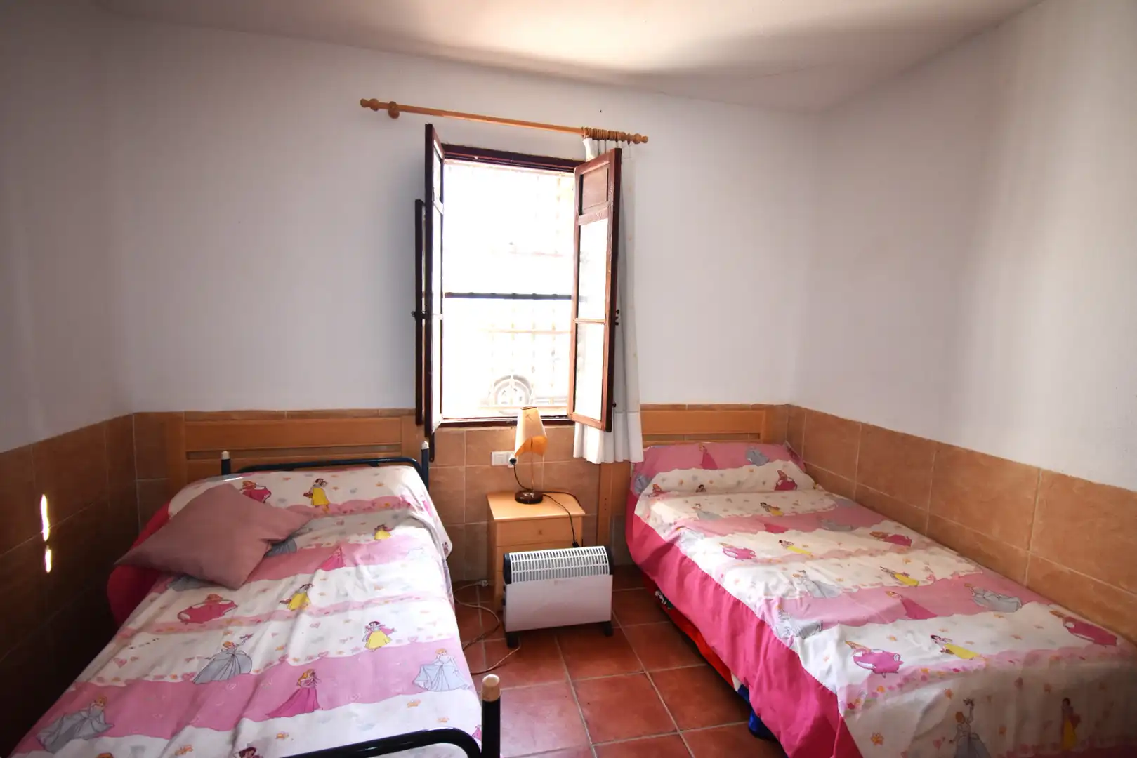 Dormitori de Casa o xalet en venda en San Vicente del Raspeig / Sant Vicent del Raspeig amb Aire condicionat, Jardí privat i Terrassa