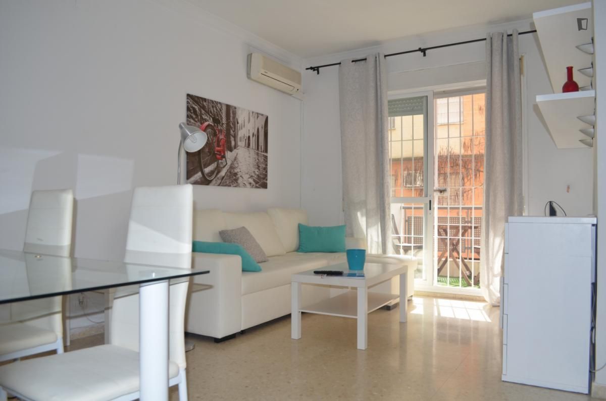 Apartment to rent in El Cano - Los Bermejales