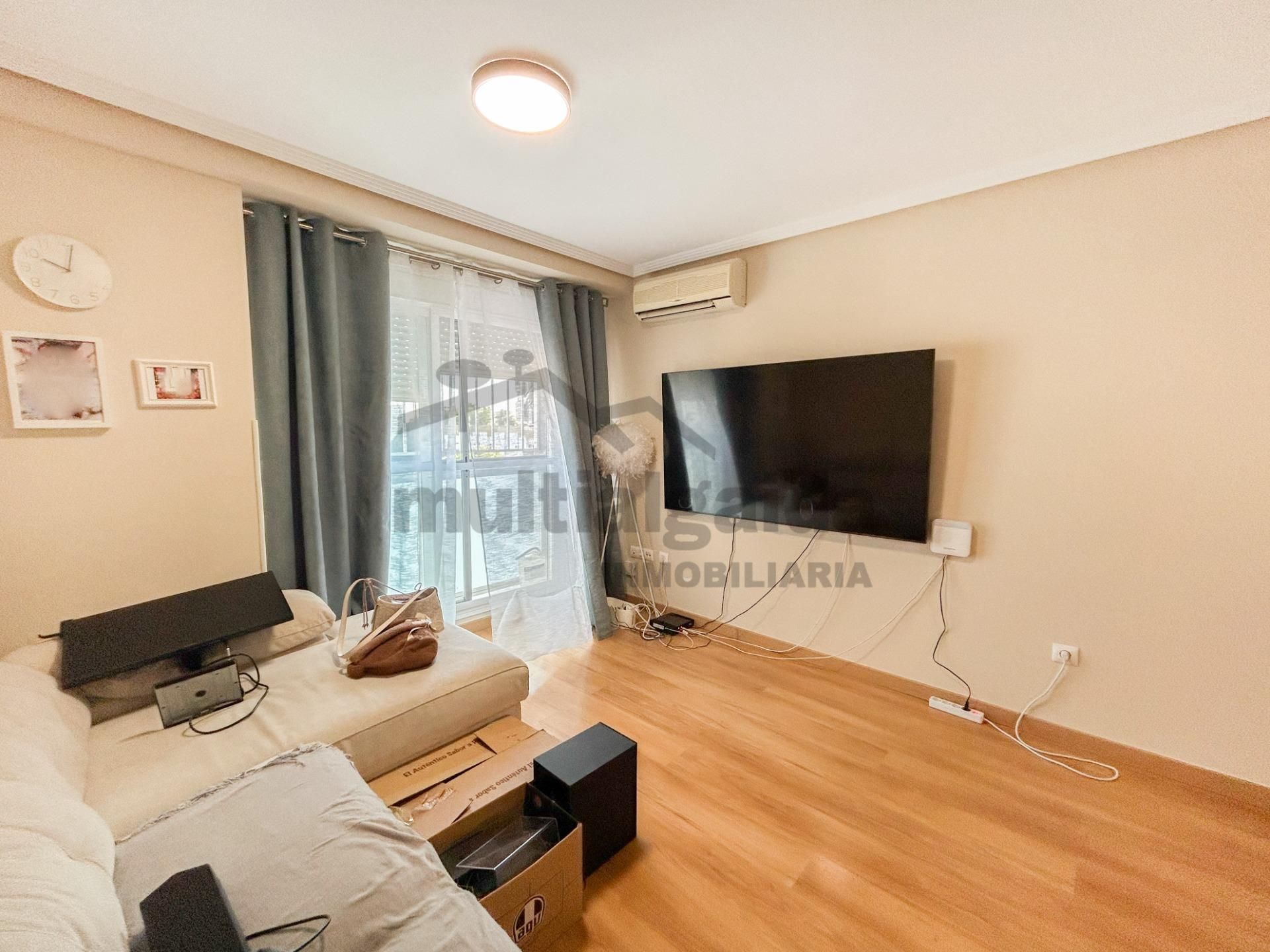 Sala d'estar de Pis en venda en Jerez de la Frontera amb Aire condicionat