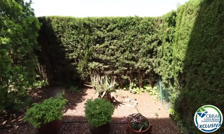 Garden of Apartments for sale in Llançà  with Air Conditioner, Heating and Terrace