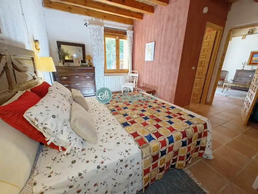 Habitación de Casa o chalet en venta en Escobar de Polendos con Calefacción y Trastero