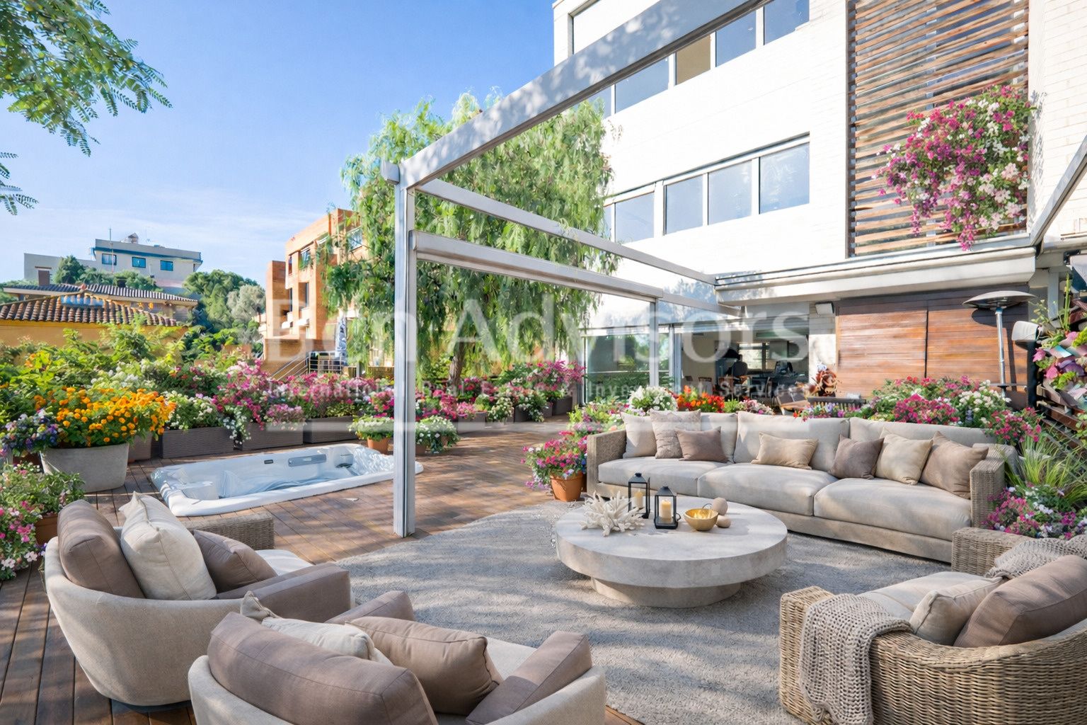 Terrassa de Casa o xalet en venda en  Barcelona Capital amb Aire condicionat, Calefacció i Jardí privat