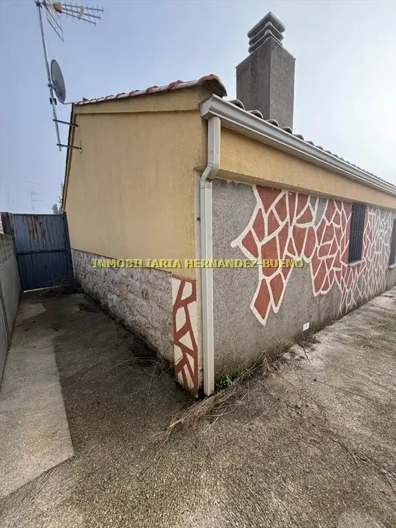 Vista exterior de Casa o chalet en venta en Forfoleda con Calefacción y Terraza