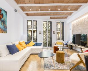 Living room of Flat for sale in  Barcelona Capital  with Air Conditioner, Heating and Terrace