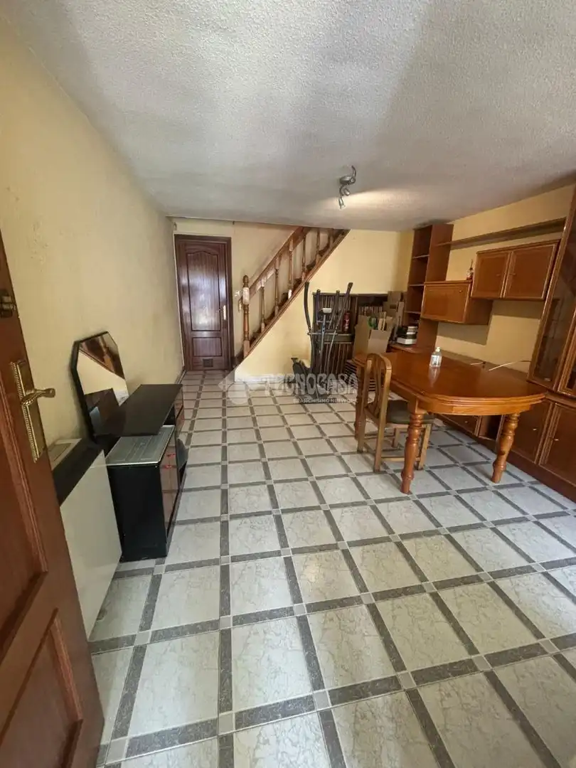Casa adosada en venta en Madrid con Aire acondicionado y Amueblado