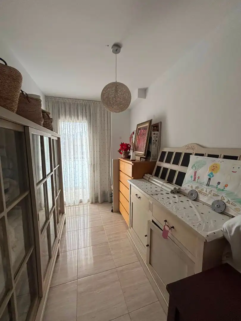Habitación de Piso en venta en Pineda de Mar con Aire acondicionado, Terraza y Balcón