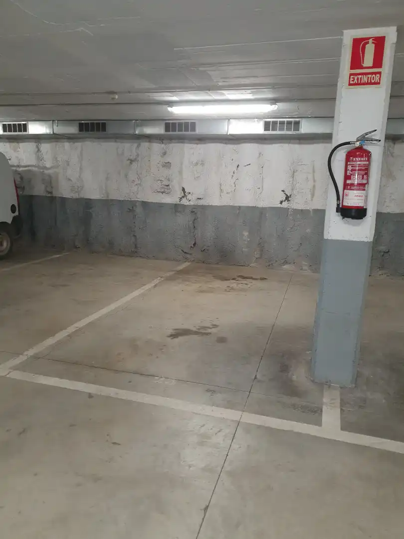 Parkplatz von Garage zum Verkauf in Sant Boi de Llobregat