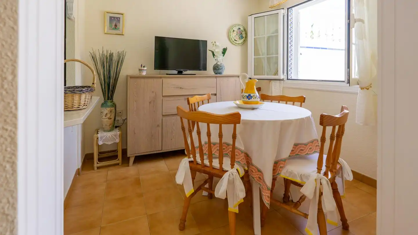 Comedor de Casa adosada en venta en Santa Pola con Terraza, Piscina y Amueblado