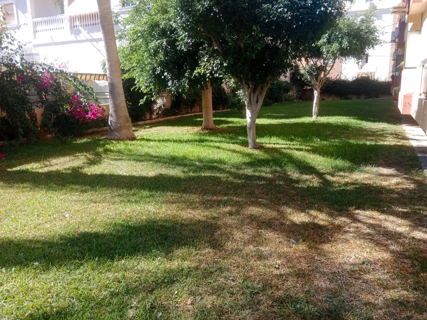 Jardín de Piso en venta en Rincón de la Victoria con Aire acondicionado, Terraza y Piscina comunitaria