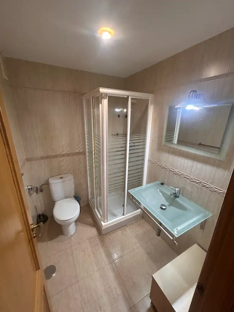 Bathroom of Flat for rent in Puertollano  with Air Conditioner, Heating and Furnished