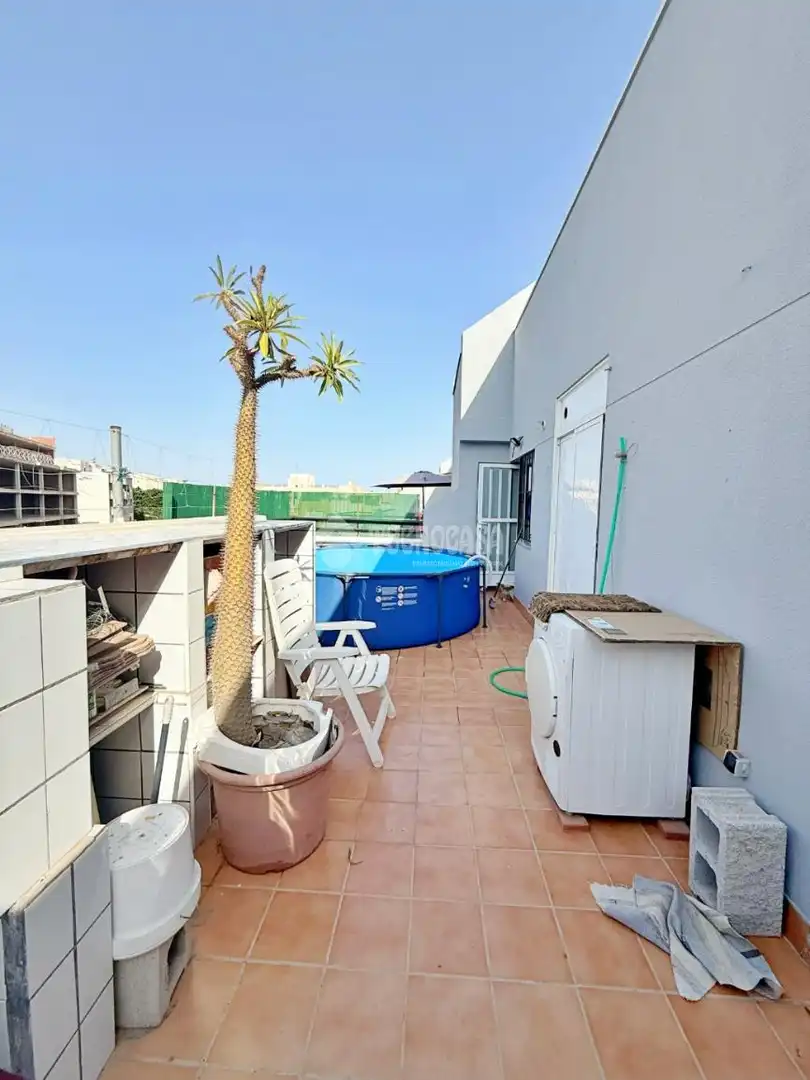 Vista exterior de Piso en venta en El Ejido