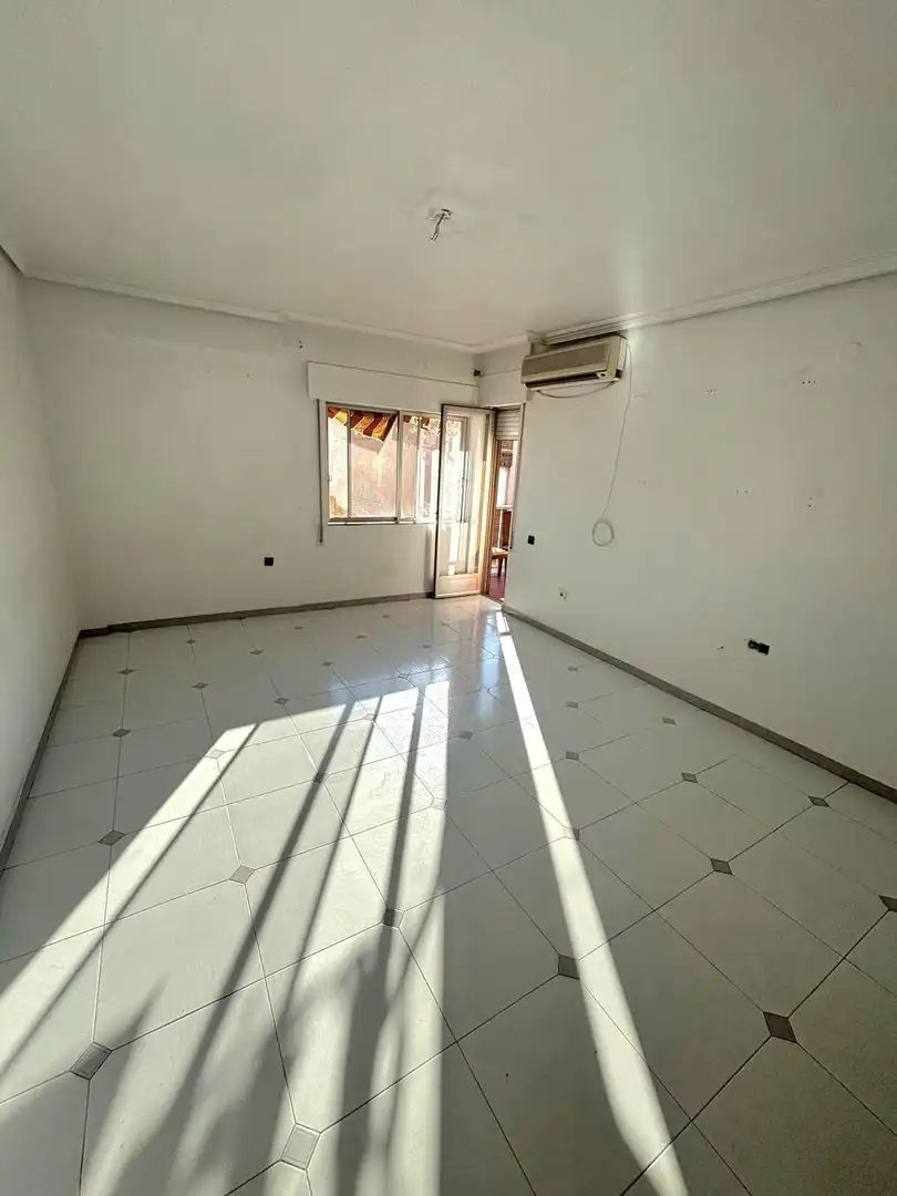 Living room of Flat for sale in Murcia  with Terrace, Storage room and Balcony