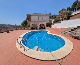 Swimming pool of House or chalet for sale in Olesa de Bonesvalls  with Air Conditioner, Heating and Private garden