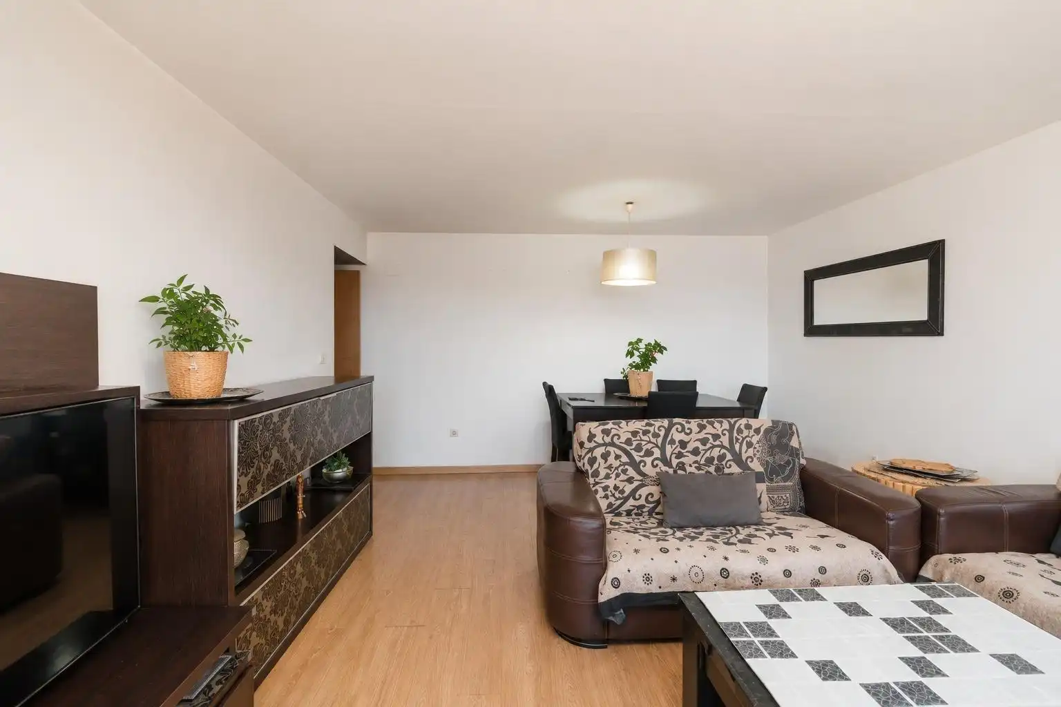 Sala de estar de Apartamento en venta en Marbella con Aire acondicionado, Calefacción y Terraza