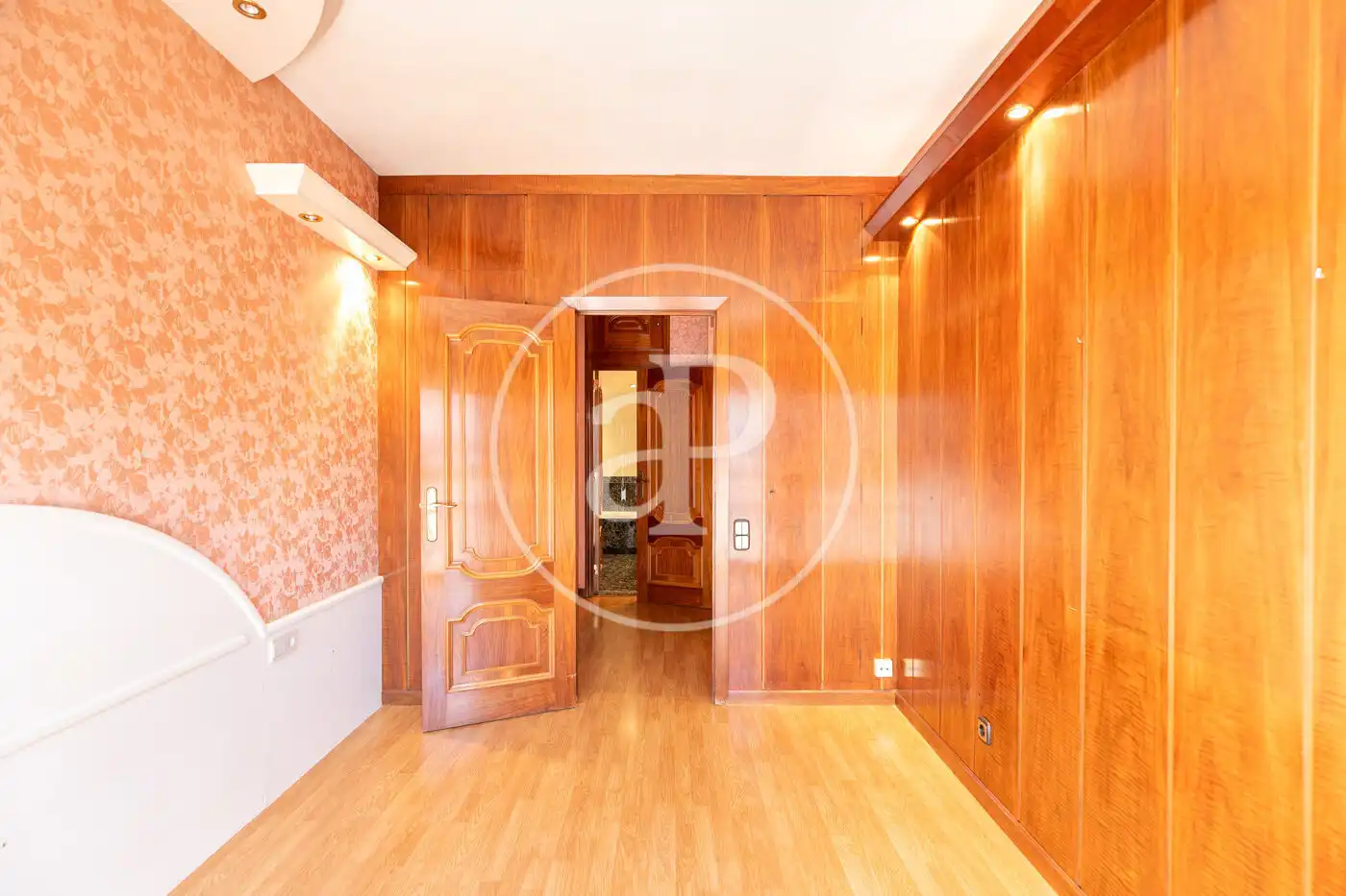 Habitación de Piso en venta en Barcelona con Aire acondicionado, Calefacción y Balcón
