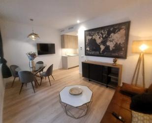 Sala d'estar de Pis de lloguer en Sitges amb Aire condicionat, Calefacció i Balcó