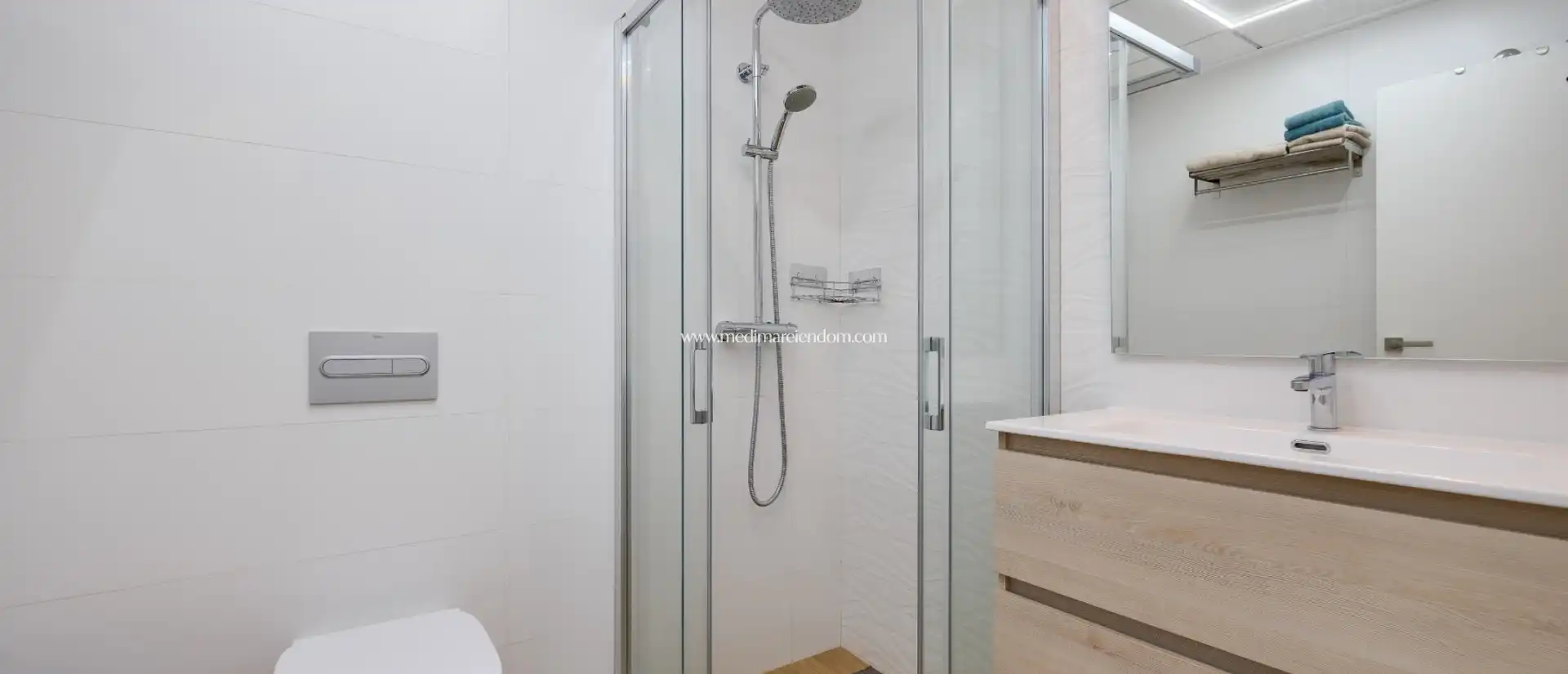 Baño de Casa o chalet en venta en Rojales con Aire acondicionado, Calefacción y Jardín privado